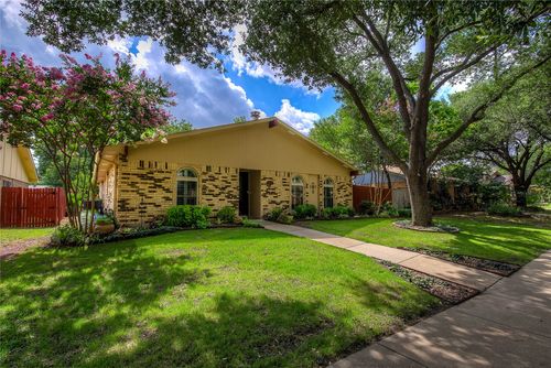 5610 Christie Ln, Garland, TX, 75044-3610 | Card Image