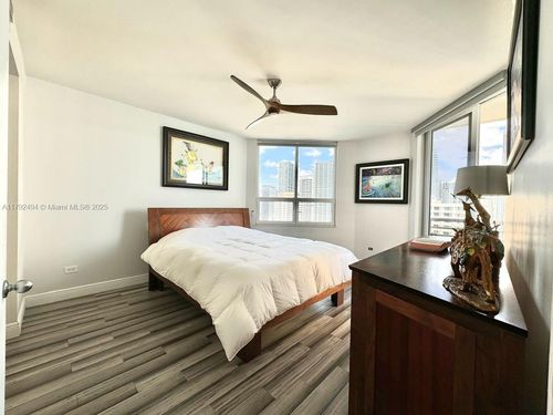 apt-3007-808 Brickell Key Dr, Miami, FL, 33131-2691 | Card Image