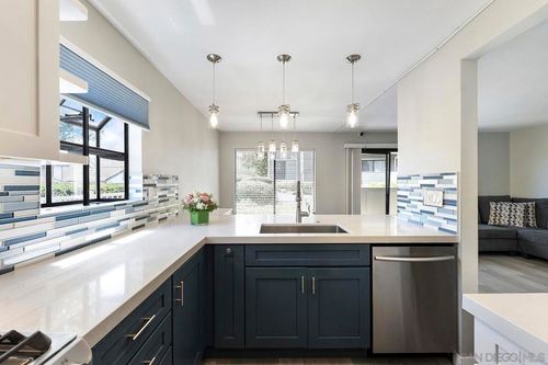 7-1059 Shadowridge Dr, Vista, CA, 92081-9044 | Card Image