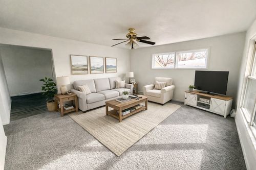 1426 Kings Ct, Colona, IL, 61241-8933 | Card Image