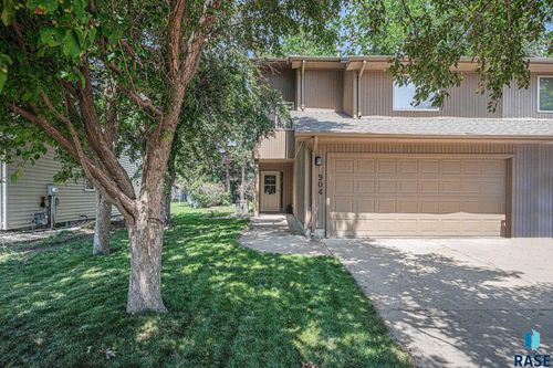 904 E Jane Ln, Sioux Falls, SD, 57108-4677 | Card Image