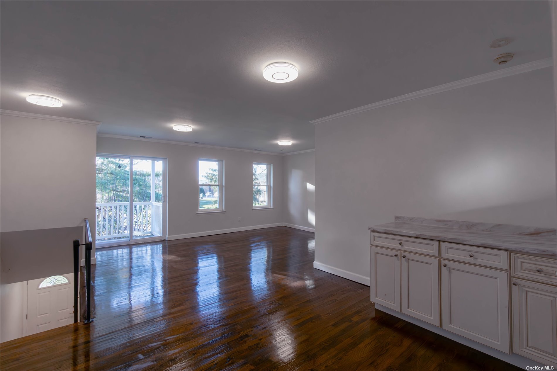 Artist Lake Dr, Middle Island, NY 11953