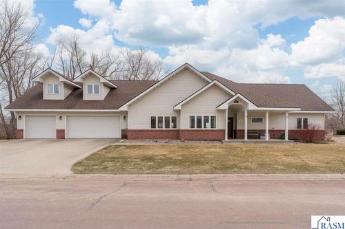 101 Shoreview Dr, Elysian, MN, 56028-1203 | Card Image