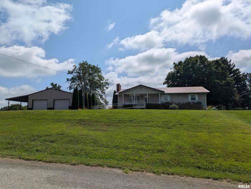 425 Peak Rd, Harrisburg, IL, 62946-5746 | Card Image