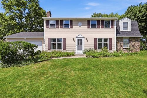 262 Hillary Ln, Penfield, NY, 14526-1620 | Card Image