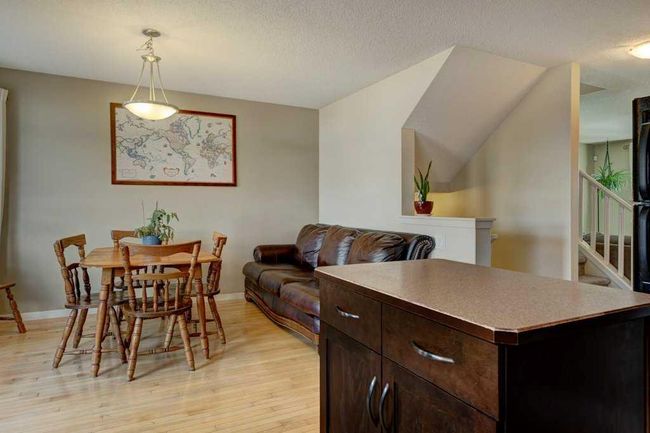 196 Silverado Plains Close Sw, Home with 3 bedrooms, 2 bathrooms and 4 parking in Calgary AB | Image 14