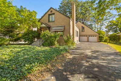 4825 Stonewall Avenue, House other with 3 bedrooms, 2 bathrooms and 2 parking in Downers Grove IL | Image 2