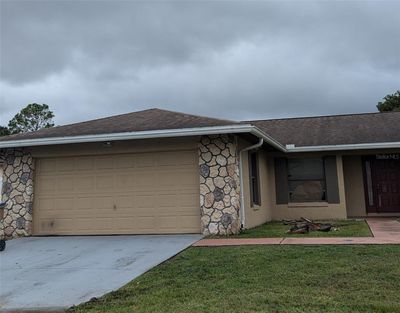 202 Cobalt Dr, House other with 3 bedrooms, 2 bathrooms and null parking in Kissimmee FL | Image 1