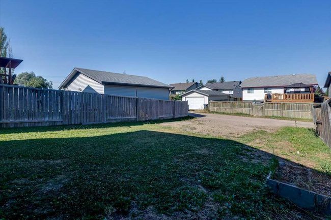 36 Drummond Ave, House detached with 3 bedrooms, 2 bathrooms and null parking in Red Deer AB | Image 8