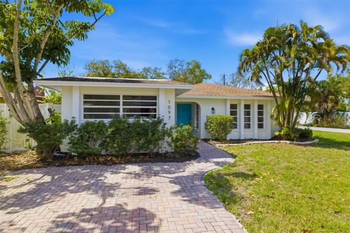 1097 Willis Ave, Sarasota, FL, 34232-2145 | Card Image