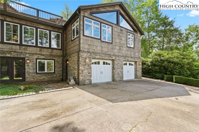 314 Mockingbird Ln, House other with 5 bedrooms, 5 bathrooms and null parking in Blowing Rock NC | Image 44