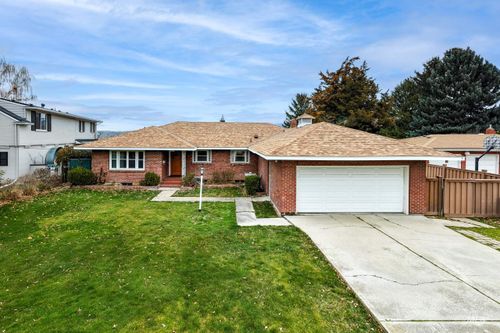 3322 N Mountain View Dr, Boise, ID, 83704 | Card Image