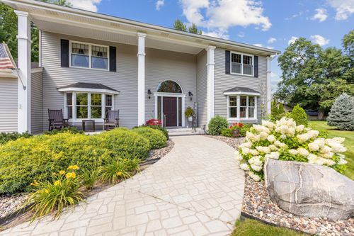 412 Willow Ln, Watertown, MN, 55388-9245 | Card Image