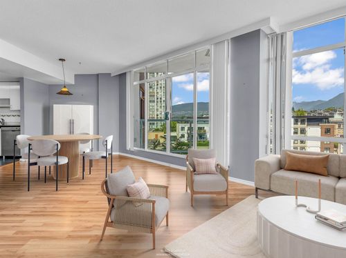 903-130 E 2nd St, North Vancouver, BC, V7L1C3 | Card Image