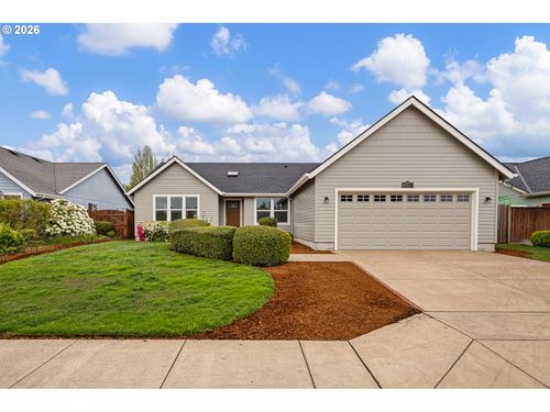 831 Greenwich Ave, Eugene, OR, 97404-3825 | Card Image