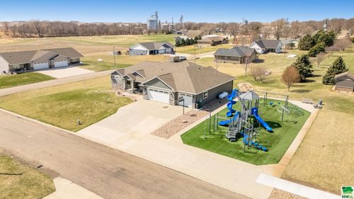 601 Meadowview Dr, Lester, IA, 51242-7718 | Card Image