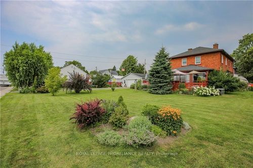 754 Benson St, Cardinal, ON, K0E1E0 | Card Image