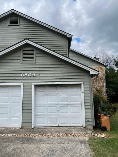 apt-a-8806 Schick Rd, Austin, TX, 78729-5454 | Card Image