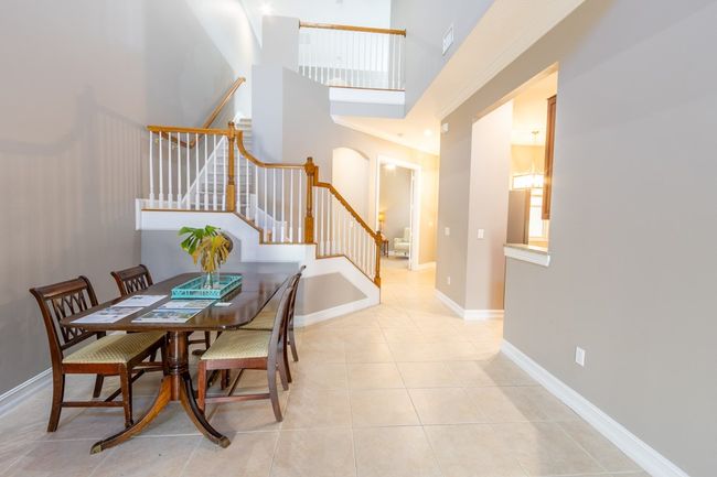 UNIT-61 - 1935 Bridgepointe Cir, House attached with 3 bedrooms, 4 bathrooms and null parking in Vero Beach FL | Image 4