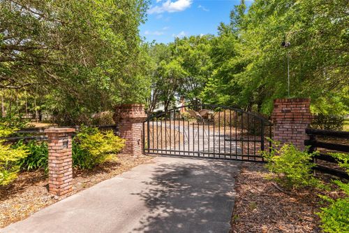 272 Ne County Road 337, TRENTON, FL, 32693-4833 | Card Image