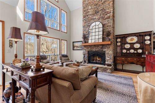 212-212 Lower Fiddlestix, Boone, NC, 28607-8970 | Card Image