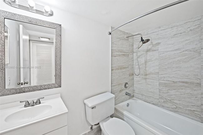 APT-210 - 2302 S Cypress Bend Dr, Condo with 2 bedrooms, 2 bathrooms and null parking in Pompano Beach FL | Image 17