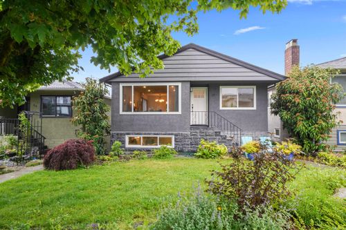 75 Springer Ave, Burnaby, BC, V5B3K4 | Card Image