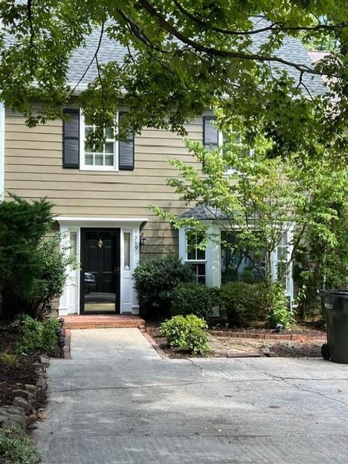 1369 Old Virginia Ct Se, Marietta, GA, 30067-8461 | Card Image