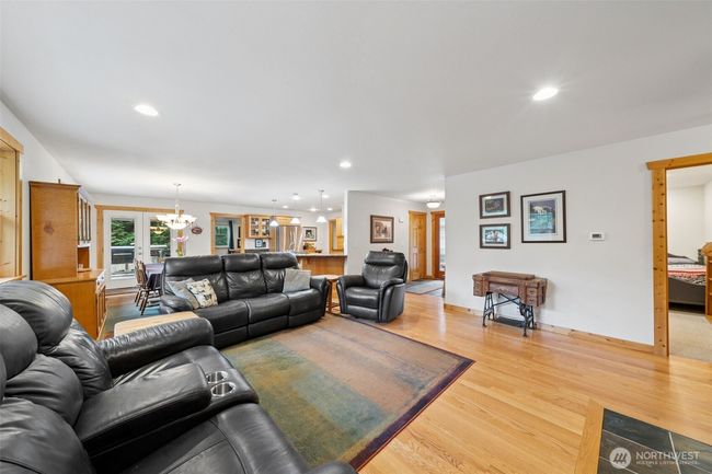 39800 224 Th Ave Se, House other with 4 bedrooms, 2 bathrooms and 2 parking in Enumclaw WA | Image 7