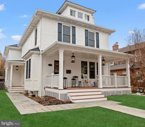 11 Cedar St, ALEXANDRIA, VA, 22301-2617 | Card Image