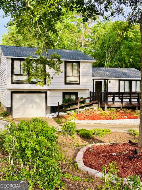 121 Kings Ridge Dr, Peachtree City, GA, 30269-1035 | Card Image