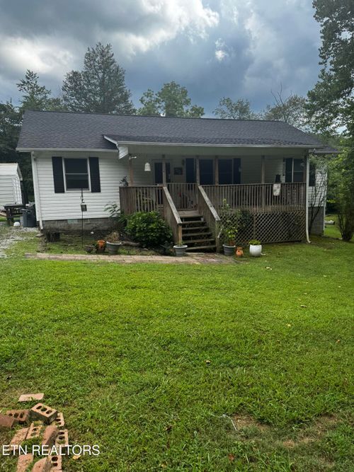 122 Brownlow Dr, Rockwood, TN, 37854-4617 | Card Image