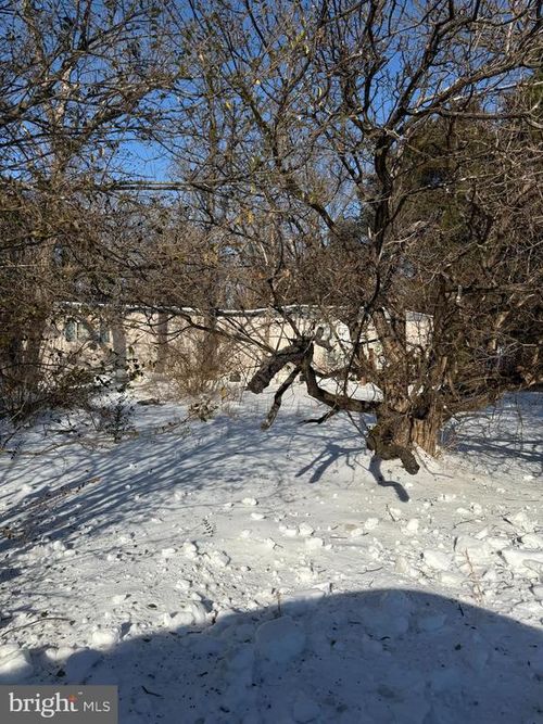 389 Fellows Dr, FRONT ROYAL, VA, 22630-4472 | Card Image