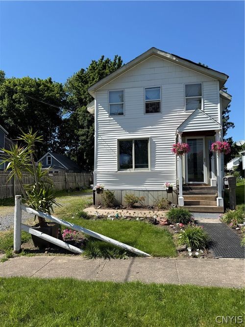 104 Garden City Dr, Syracuse, NY, 13211-1410 | Card Image