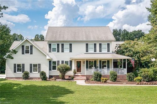 1311 Flippin Rd, Mount Airy, NC, 27030-7322 | Card Image