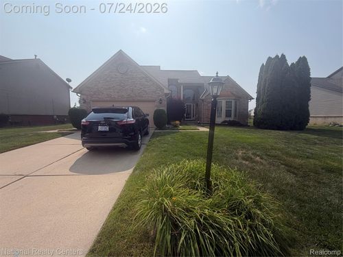 6390 Briarcliff Dr, Van Buren Township, MI, 48111-5157 | Card Image