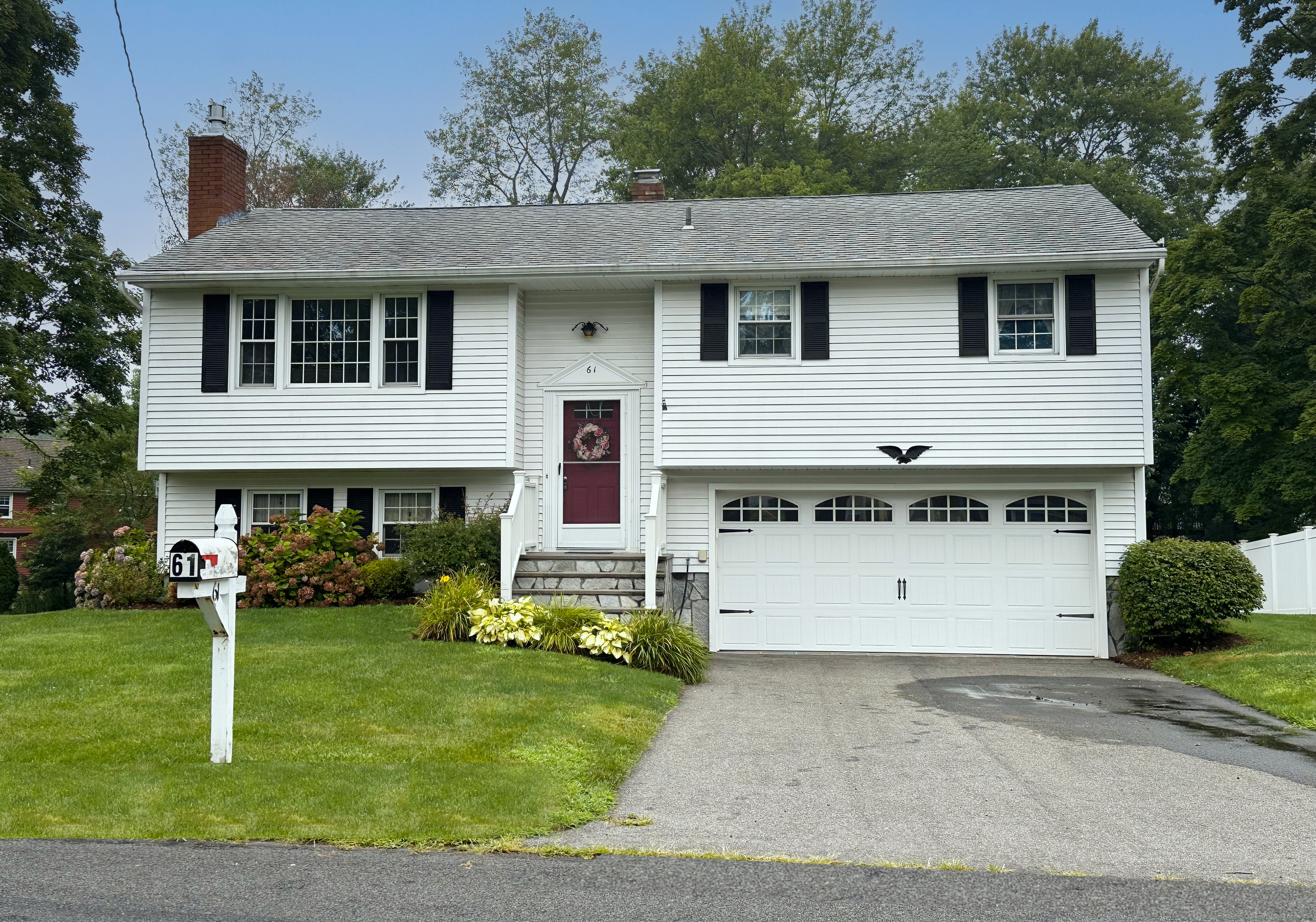 Old Stagecoach Rd, Meriden, CT 06450