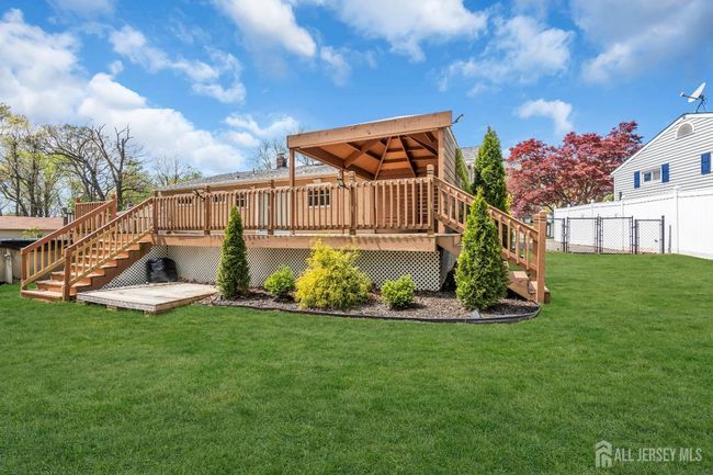 27 Brookside Rd, House other with 3 bedrooms, 3 bathrooms and null parking in Edison NJ | Image 31