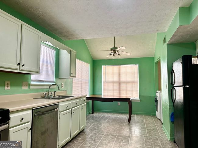 5707 Western Hills Dr, House other with 3 bedrooms, 3 bathrooms and null parking in Norcross GA | Image 8