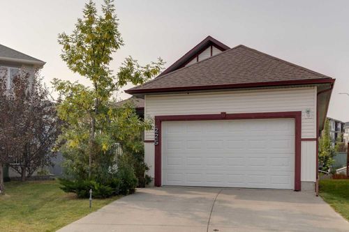 225 Bayside Pl Sw, Airdrie, AB, T4B2X4 | Card Image