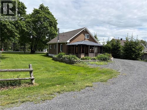 172 Principale St, Eel River Crossing, NB, E8E1T1 | Card Image
