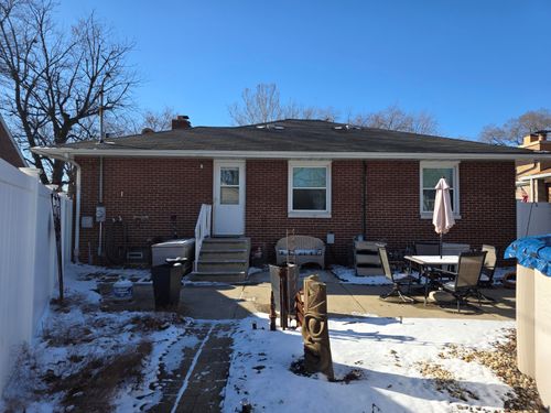 7223 Baring Pkwy, Hammond, IN, 46324-2218 | Card Image