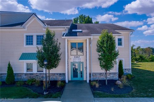 apt-211-5547 Beavercrest Dr, Lorain, OH, 44053-1709 | Card Image
