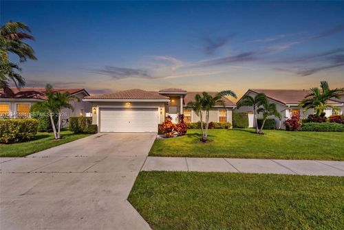 4461 Nw 20th Ave, Oakland Park, FL, 33309-3673 | Card Image