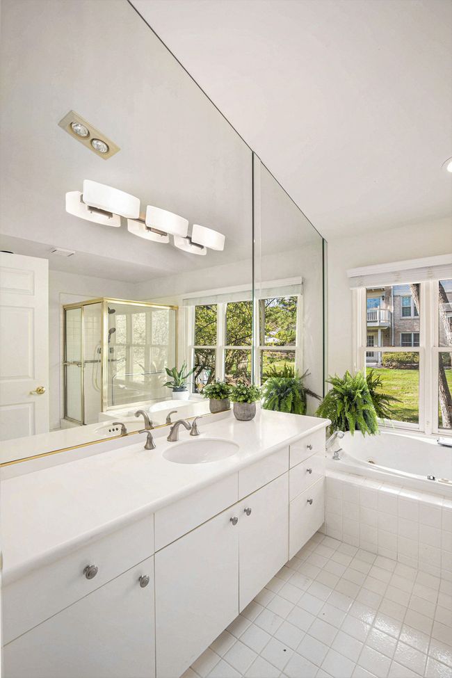 Primary Bath | Image 12