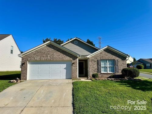 8551 Appledale Dr, Charlotte, NC, 28262-6482 | Card Image