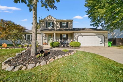 626 Juniper Ln, Brunswick, OH, 44212-1998 | Card Image
