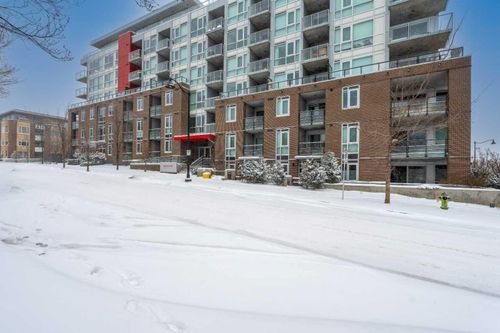 219-88 9 St Ne, Calgary, AB, T2E4E1 | Card Image
