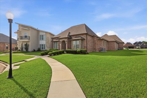7716 Pond Cir, Beaumont, TX, 77707-3673 | Card Image