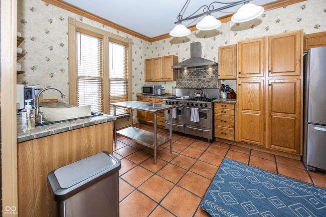 433 W Main St, Home with 0 bedrooms, 0 bathrooms and null parking in Greenfield IN | Image 6